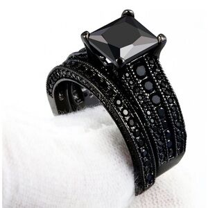 Princess cut black sapphire sterling silver ring sz 8